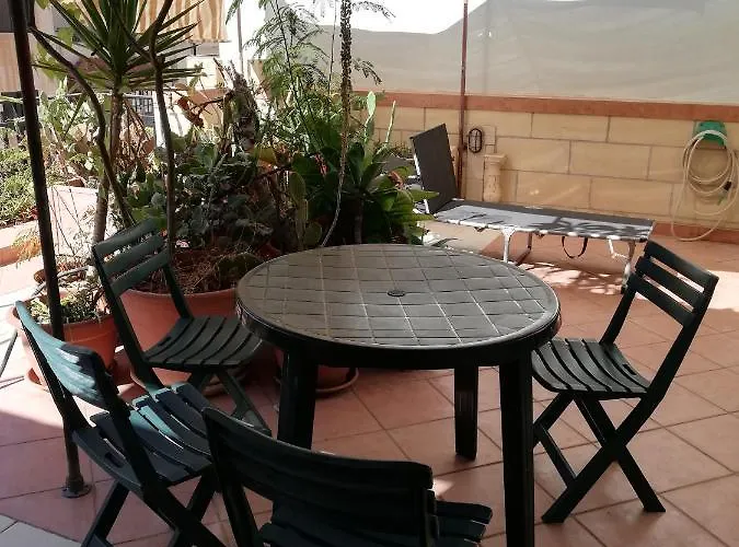 The Roof Garden Maisonette * Марсаскала